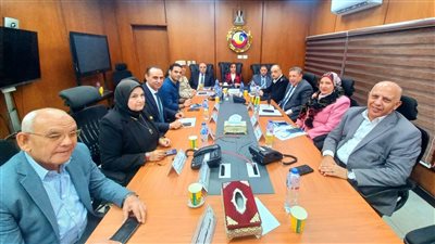 نائب محافظ البحيرة تتابع ثالث أيام الانتخابات من داخل غرفة العمليات 