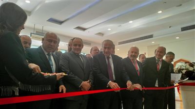 المصيلحي والوزير وسمير يفتتحون معرض فود إفريقيا بمشاركة 900 عارض و500 مشترٍ عالمي