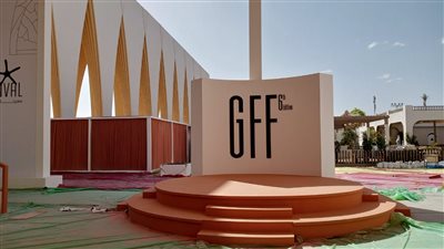 قبل افتتاحه الخميس المقبل.. تحضيرات الدورة السادسة من مهرجان الجونة السينمائي| صور