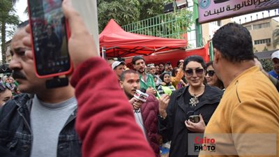 وفاء عامر تشارك في الانتخابات: أطالب الرئيس القادم بالنظر في غلاء الأسعار.. اقفوا جمب الموظفين والعمال