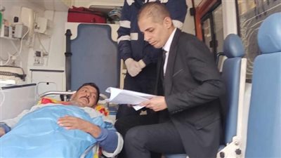 التصويت على سرير المرضى.. ناخب يدلي بصوته داخل سيارة إسعاف بالشرقية | صور