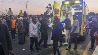 مصرع شاب وإصابة آخر في انقلاب دراجة نارية بالأقصر 