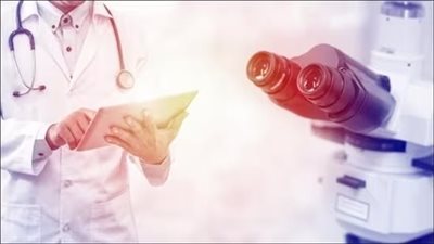 برلماني يطالب وزارة الصحة بإطلاق منصة خاصة بالذكاء الاصطناعي الطبي