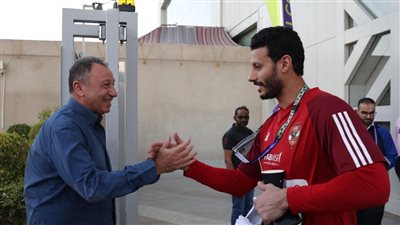 هل يتعاقد الأهلي مع حارس مرمى في انتقالات يناير بعد إصابة الشناوي؟.. مصدر يجيب 