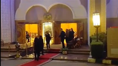 إيناس عبد الدايم تستقبل عزاء زوجها بمسجد الشرطة| بث مباشر