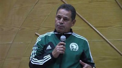 بعد الاشتباه في إصابته بكورونا.. اتحاد الكرة يكشف تفاصيل الحالة الصحية للمدير الفني (صورة)