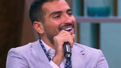 محمد الشرنوبي يروج لمسلسله الجديد “ليه لأ” (صورة)