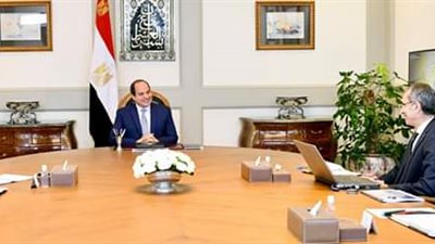 السيسي يوجه باستمرار تطوير خدمات الإنترنت لاستيعاب الاستخدام الكثيف 