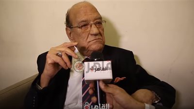 نجل حسن حسني: والدي أصيب بجلطة في القلب قبل وفاته بيومين