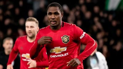 رسميًا.. مانشستر يونايتد يعلن تمديد إعارة إيجالو