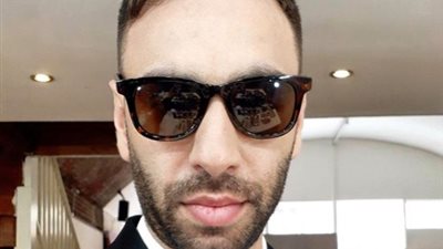 أحمد شامي يتجه لدراسة كتابة السيناريو لاستغلال أوقات الحظر (صورة)