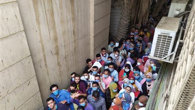 “الصحة”: صرف المتقدمين لحركة تكليف التمريض الجديدة نتيجة التزاحم (صور)