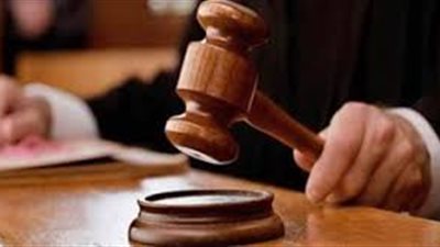 تأجيل محاكمة مسئول بجمرك العبور وآخر لاتهامهما بالتزوير