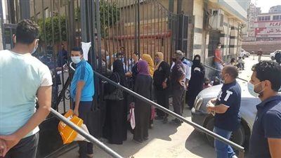 مواطنون يتهمون “النيل للتأمين” بشبرا برفض حالات كورونا.. ومدير المستشفى يرد