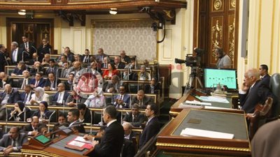 بتكلفة 2.25 مليار جنيه خسائر.. “اقتصادية النواب”: توافق على موازنة الهيئة العامة لتحكيم واختبارات القطن