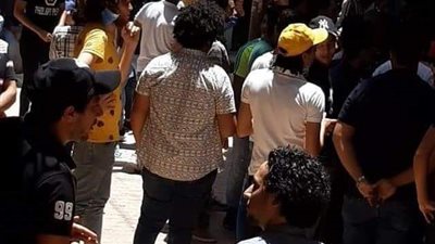 جمع مبالغ مالية واختفى.. تجمهر طلاب جامعة طنطا أمام مكتب أبحاث بطنطا بعد النصب عليهم