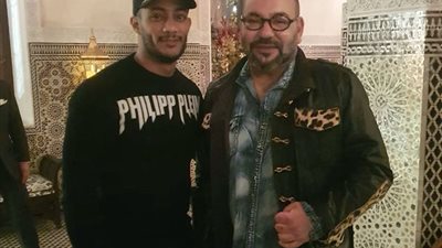 محمد رمضان يتمنى الشفاء للعاهل المغربي: “ربنا يديم عليك الصحة” (صورة)