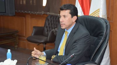 عاجل.. وزير الشباب يحدد موعد عودة النشاط الرياضي