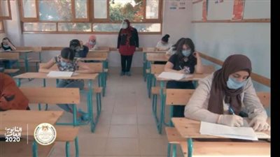 “يا عالم السنة الجاية مخبية إيه”.. أولياء الأمور يؤيدون انعقاد امتحانات الثانوية: “استودعنا ولادنا لربنا”