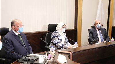 “الصحة”: إضافة 100 سرير رعاية مركزة و20 جهاز تنفس صناعي بمستشفيات الجيزة