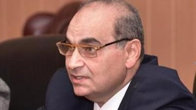 المستشفيات التعليمية تعلن وفاة اثنين من العاملين فيها بفيروس كورونا المستجد (صور)