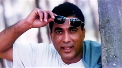 محامي رامي بركات يؤسس موقعًا إلكترونيًا لنشر مقتنيات وخطابات الراحل أحمد زكي (خاص)