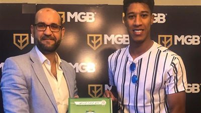 تقارير مغربية تكشف موقف الرجاء من ضم أحداد