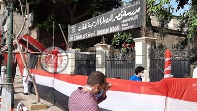 وسط تشديد أمني.. منع تجمعات أولياء الأمور في ثان أيام امتحانات الثانوية العامة (صور وفيديو)