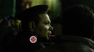 تعطلت سيارته ليلًا.. أجنبي يوجه الشكر لرجال الشرطة (صورة)