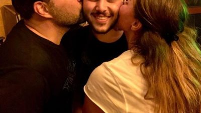 عاصي الحلاني وزوجته يحتفلان بعيد ميلاد ابنهما: “شمعة بيتي” (صورة)