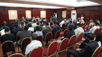 بعد التوزيع الإجباري.. أطباء التكليف يلغون تراخيص مزاولة المهنة ويطالبون بلقاء السيسي