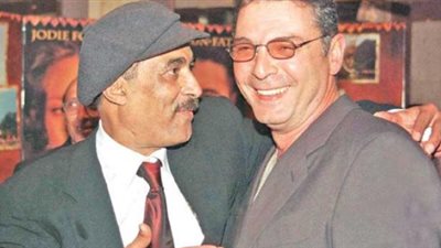 محمود حميدة يستعيد ذكرياته مع أحمد زكي: السند الأول (صورة)