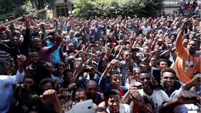 خلال الاحتجاجات.. إثيوبيا تُعلن انفجارات هزت العاصمة أديس أبابا أدت إلى سقوط قتلى وجرحى