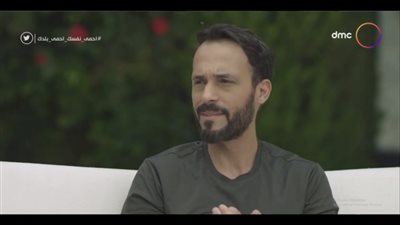 يوسف الشريف ينعي ياسر سامي مخرج مسلسله الأخير النهاية في وفاة والده (صورة)