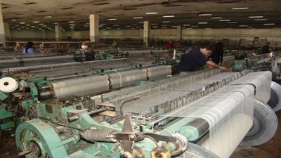 السبت القادم.. شركة الغزل والنسيج بالمحلة تعلن عودة جميع موظفيها للعمل