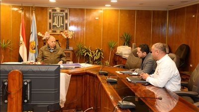 محافظ أسيوط: تقديم كامل الدعم للانتهاء من مشروعات البرنامج الوطني لإدارة المخلفات الصلبة