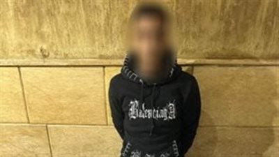 تاجر مخدرات.. القبض على عاطل اعتدى على كلب بسلاح أبيض بالمقطم