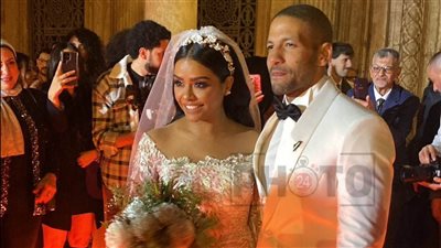 أسماء أبو اليزيد تحتفل بعقد قرانها على مدرب اللياقة البدنية محمد الخطيب بالقلعة | بث مباشر