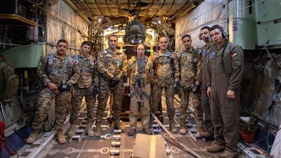 أميرة برتبة ملازم طيار.. من هي سلمى عبدالله التي شاركت في عملية إنزال جوي بشمال غزة؟