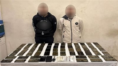 6 كيلو حشيش.. القبض على شخصين بتهمة الإتجار في المواد المخدرة بالقاهرة