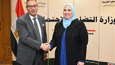 بنك مصر يضخ 300 مليون جنيه لدعم مشروعات التمكين الاقتصادي بقرى حياة كريمة بـ6 محافظات 