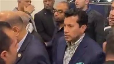 وزير الشباب والرياضة يقدم واجب العزاء في عمرو عبد الحق رئيس نادي النصر | بث مباشر