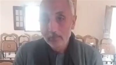 وقع داخل ماكينة طحن كرتون.. أحد أقارب عامل لقي مصرعه أثناء عمله بالفيوم: عنده 3 أولاد وحالة أهله صعبة | بث مباشر