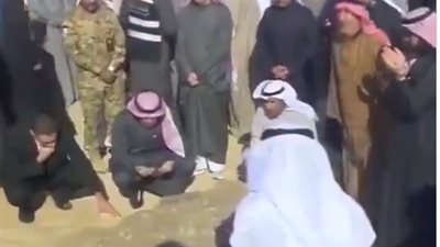 طبيب أمير الكويت يبكي على قبره | صور وفيديو