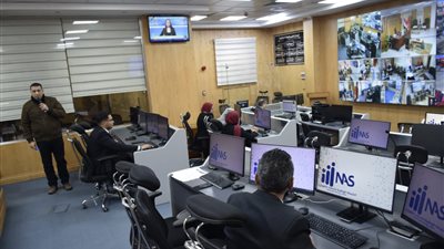 محافظ بورسعيد ولجنة من الرقابة الإدارية يتفقدون الشبكة الوطنية لخدمات الطوارئ| صور 