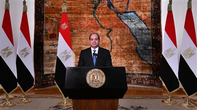  السيسي: أشكر جيش مصر وشرطتها وقضاءها الذين أمّنوا وأشرفوا على الملحمة الوطنية الانتخابية 