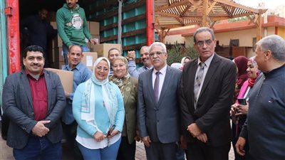 تعليم القاهرة تتسلم 74 ألف تابلت لتوزيعها على طلاب الصف الأول الثانوي