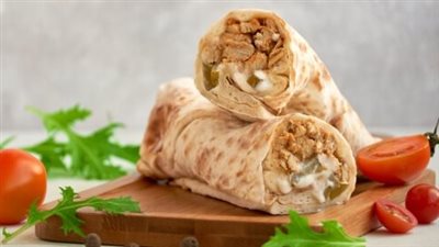 سر الخلطة.. طريقة الشاورما فراخ بتتبيلة المطاعم السرية.. 8 وصفات للمحترفين