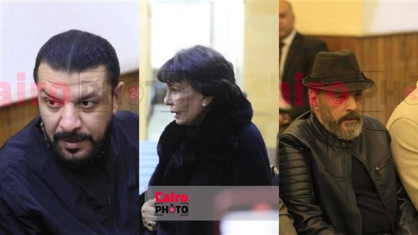 نجوم الفن في عزاء