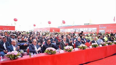 تفاصيل الاحتفال بالانتهاء من الهيكل الخرساني لأول برج داون تاون بالعلمين وتنفيذ البحيرة الصناعية